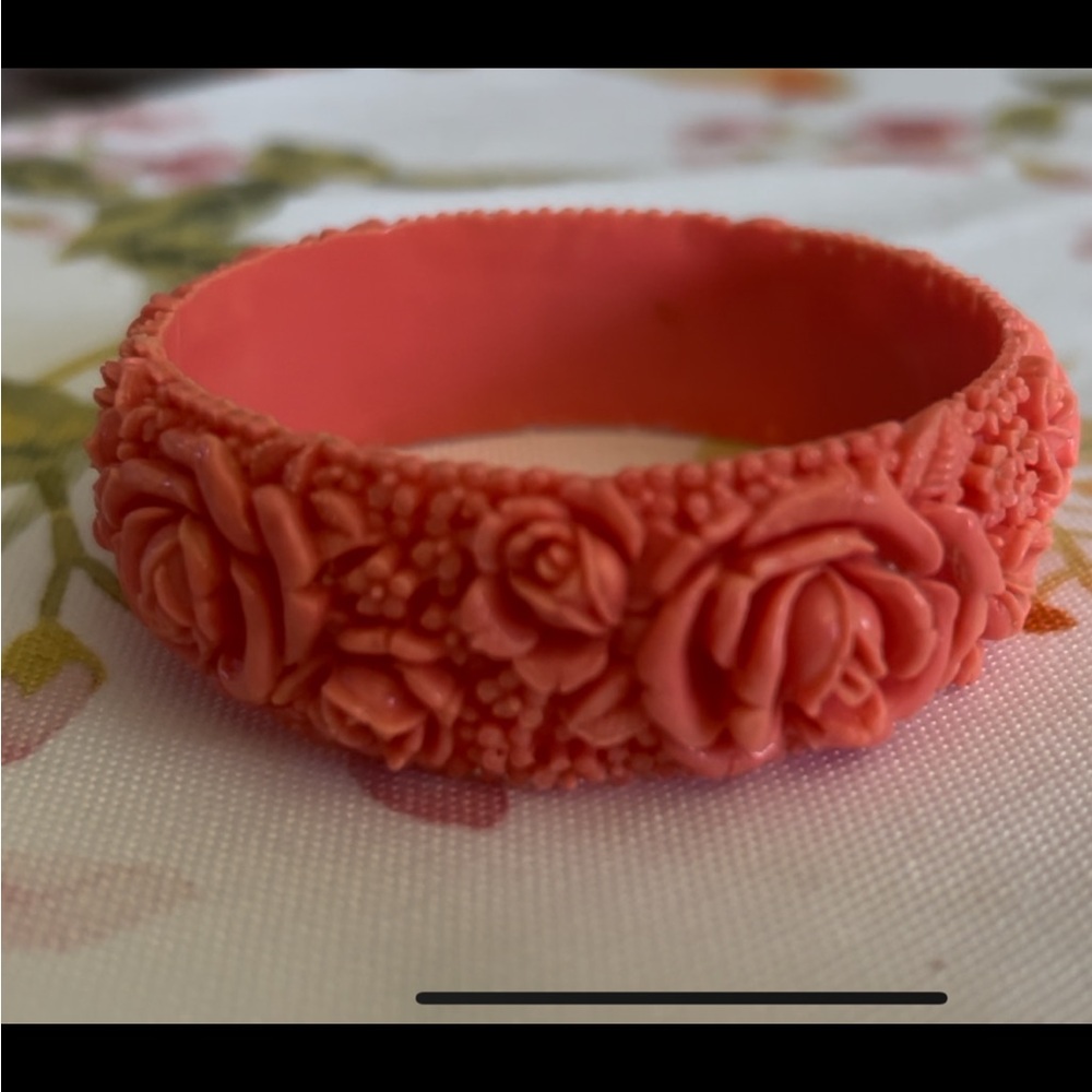 Vintage celluloid bracelet carved flowers peachy orange color ornate antique. - Picture 2 of 16